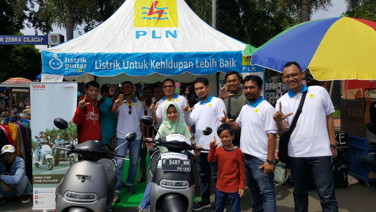 DI ACARA INBOX SCTV, PLN CILACAP PERKENALKAN MOTOR BERTENAGA LISTRIK.