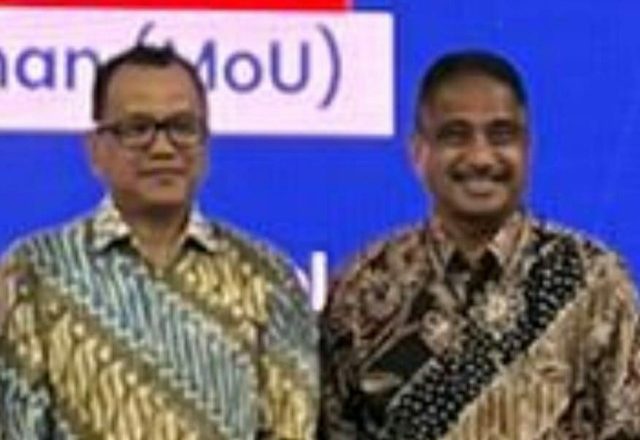 DUA TOKOH TELEKOMUNIKASI MENGEMBANGKAN JIPERCSCALE DATA CENTER